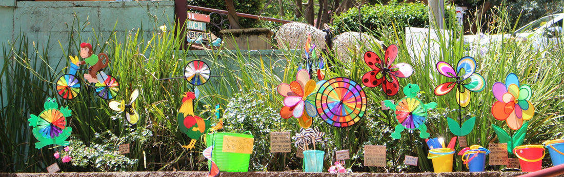 🌷 How to Add Style and Personality to Your Garden with Decorative Accessories