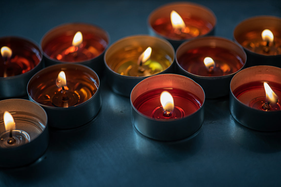 🕯️  How Candles & Holders Can Transform Your Garden and Home