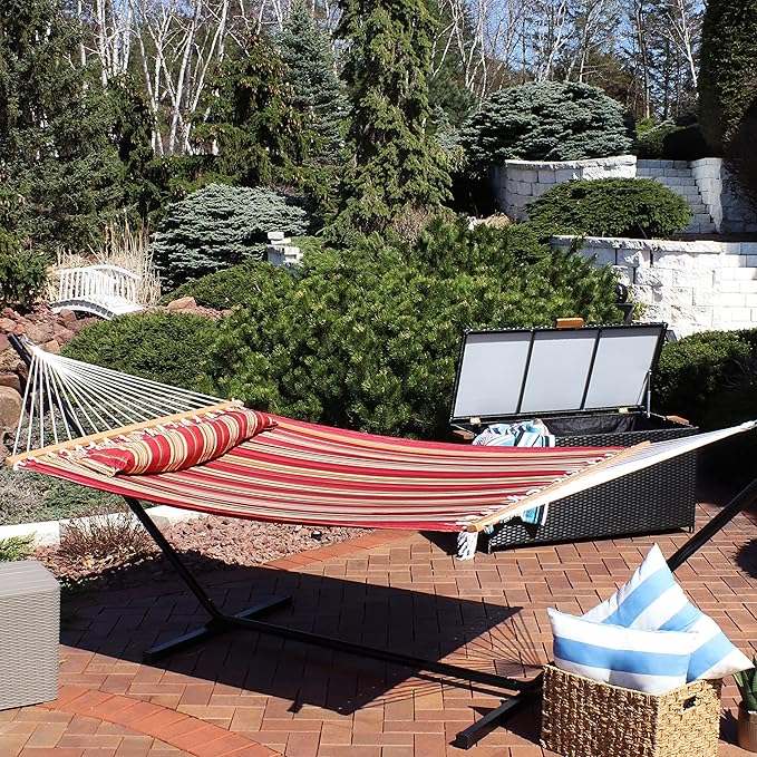 Sunnydaze Quilted Outdoor Hammock with Spreader Bars - Heavy-Duty 450-Pound Capacity Double Hammock for Outside - Red Stripe